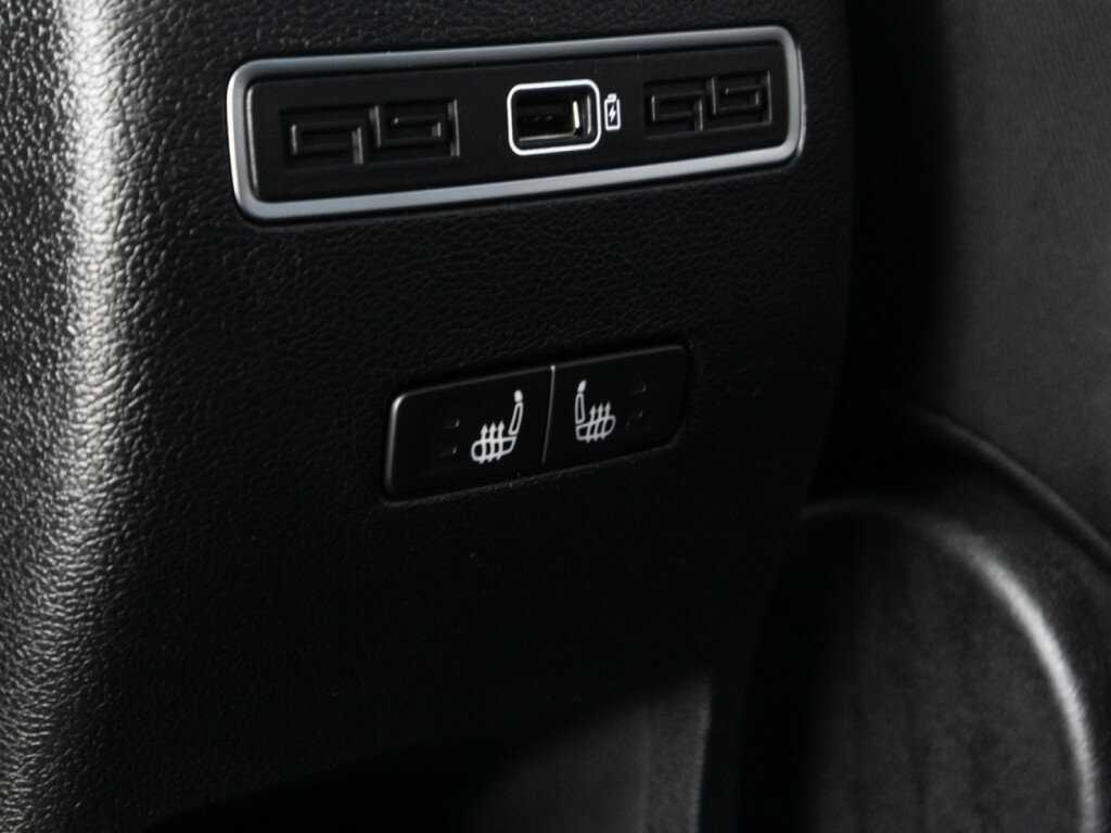 Geely Coolray с пробегом — 2022 год. Фото: #18