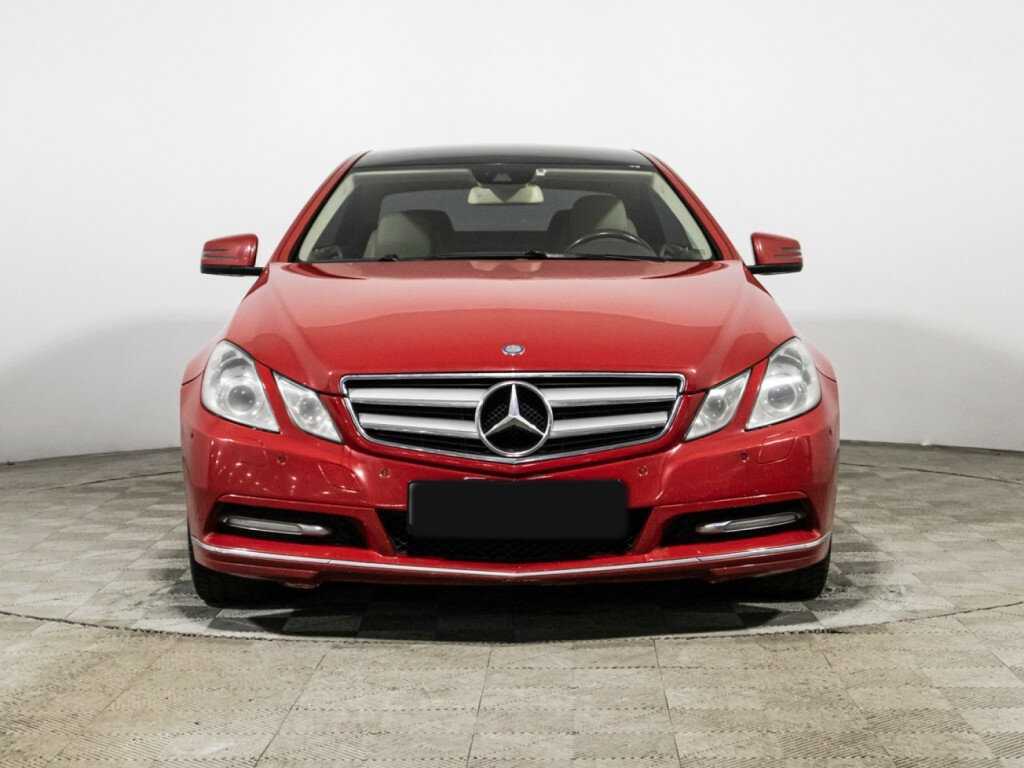 Mercedes-Benz E-Класс с пробегом — 2012 год. Фото: #1