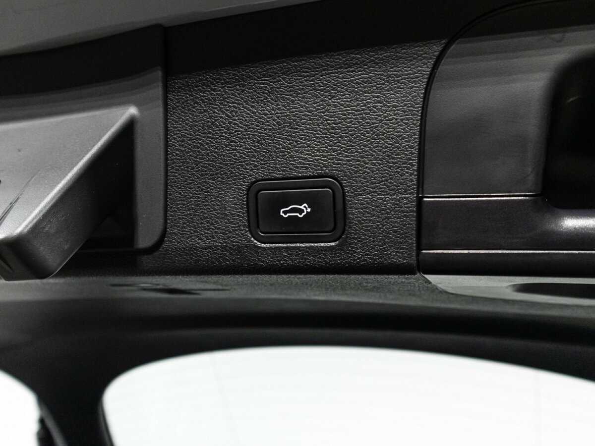 Geely Tugella с пробегом — 2022 год. Фото: #15