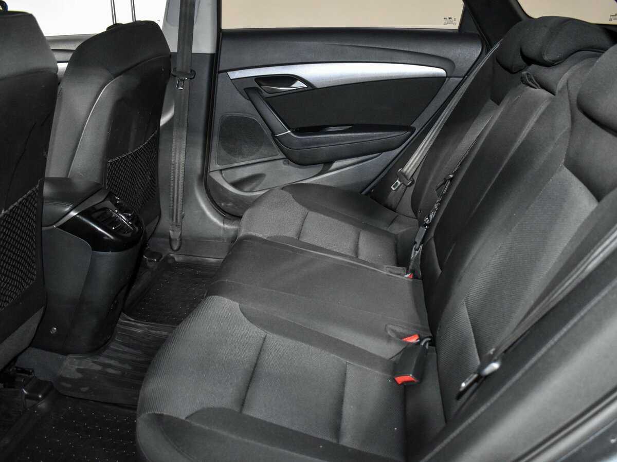 Hyundai i40 с пробегом — 2015 год. Фото: #11