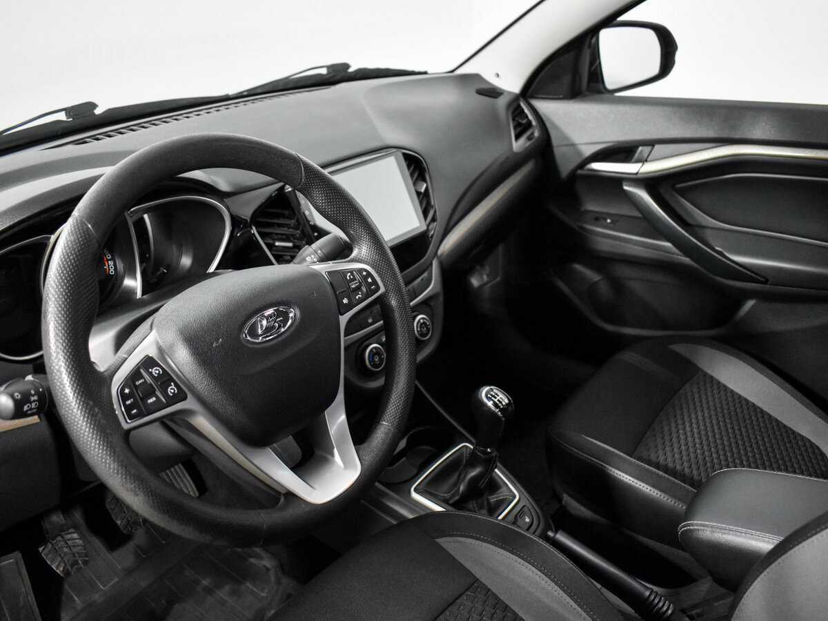 Lada (ВАЗ) Vesta с пробегом — 2019 год. Фото: #8