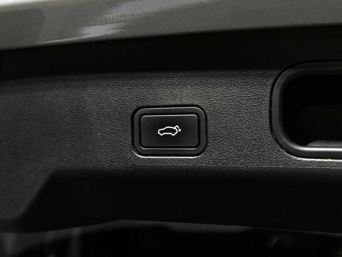 Geely Atlas с пробегом — 2023 год. Фото: #15