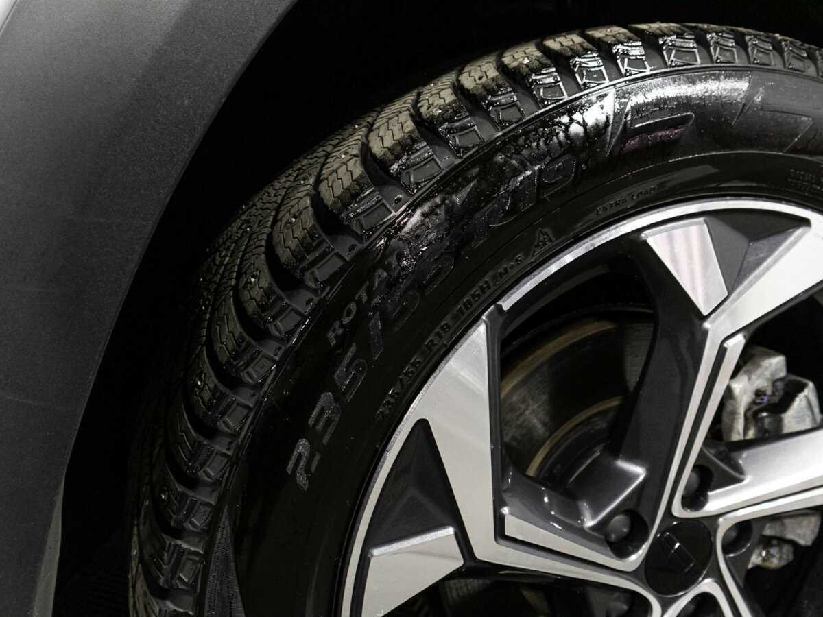 Geely Atlas с пробегом — 2023 год. Фото: #24