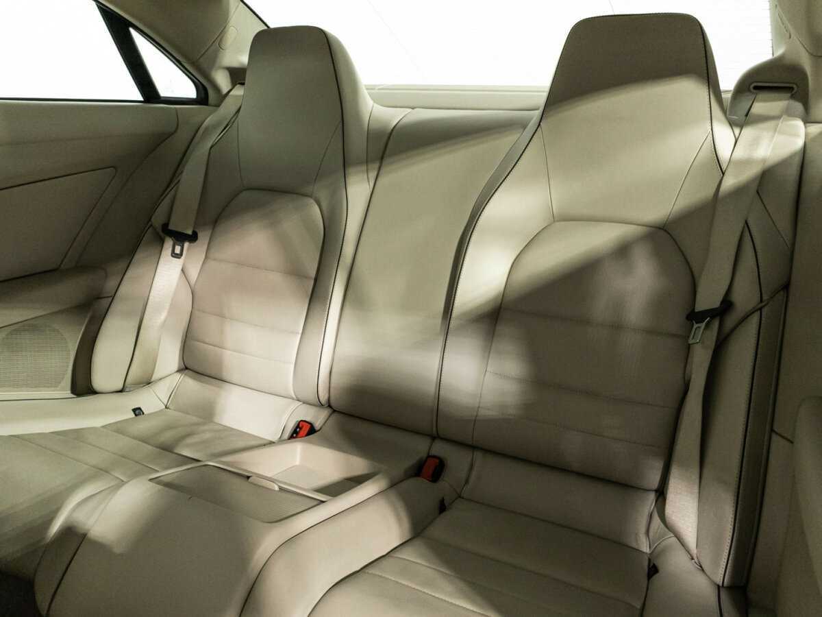 Mercedes-Benz E-Класс с пробегом — 2013 год. Фото: #9