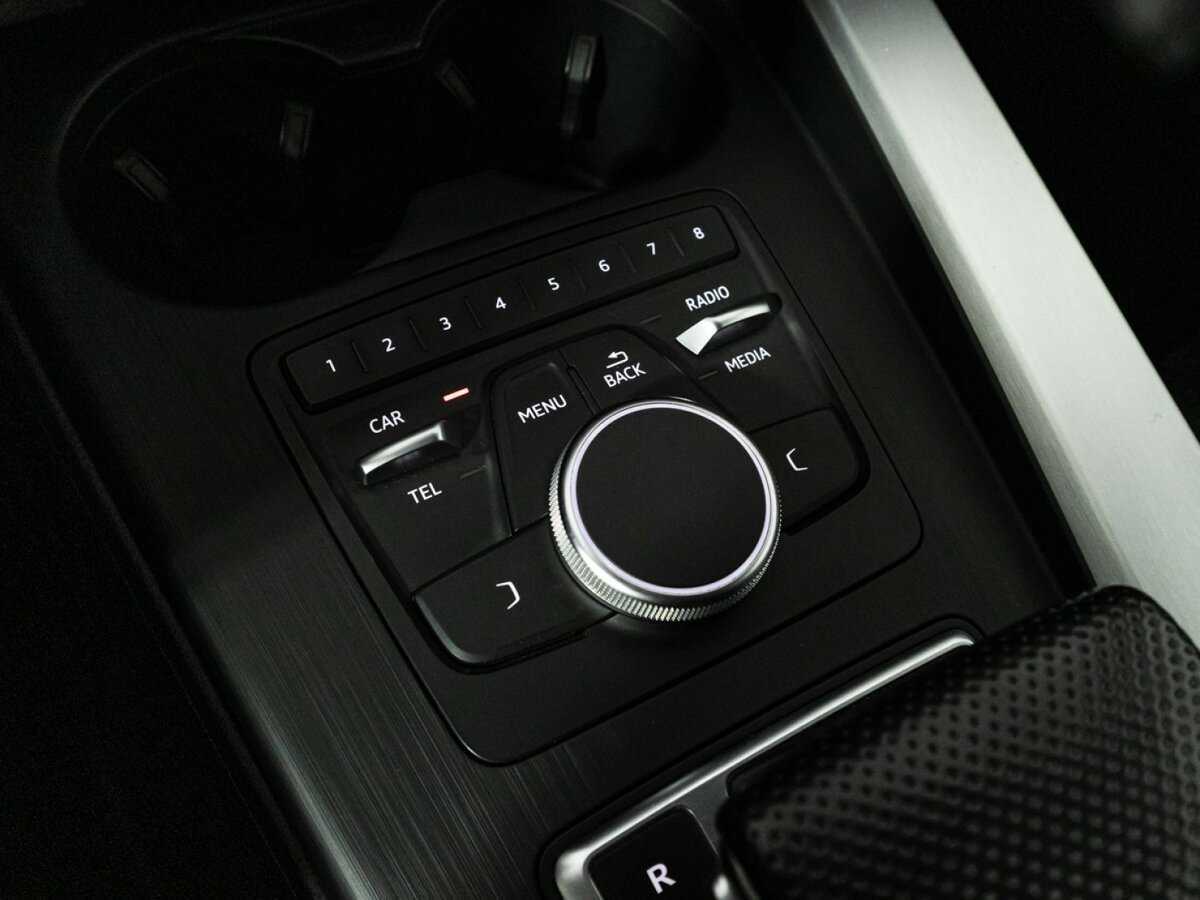 Audi A4 с пробегом — 2019 год. Фото: #17