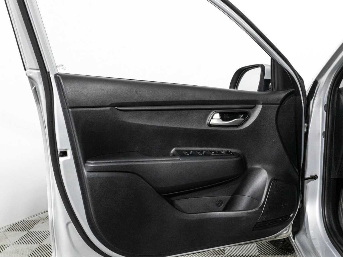 Kia Rio с пробегом — 2020 год. Фото: #21
