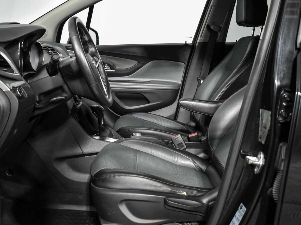 Opel Mokka с пробегом — 2014 год. Фото: #9