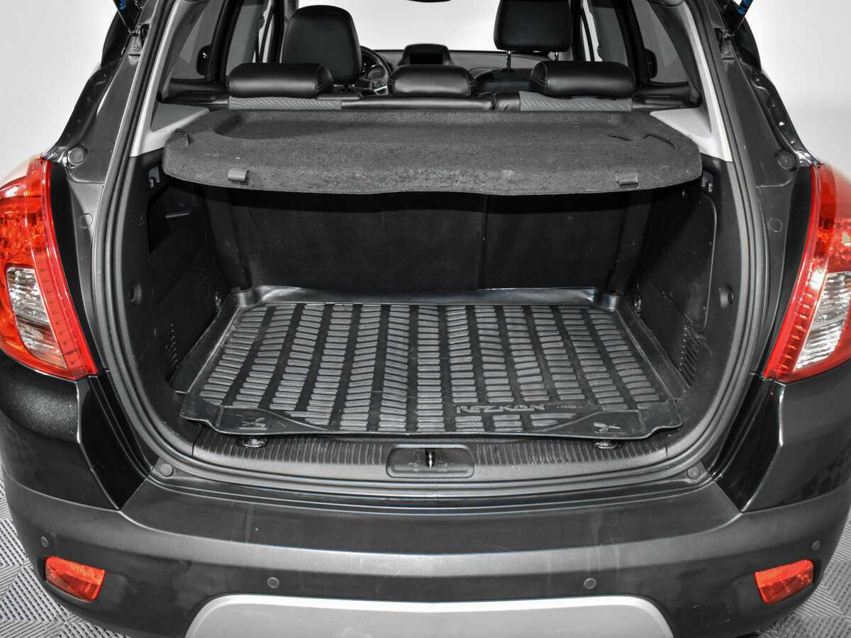 Opel Mokka с пробегом — 2014 год. Фото: #11