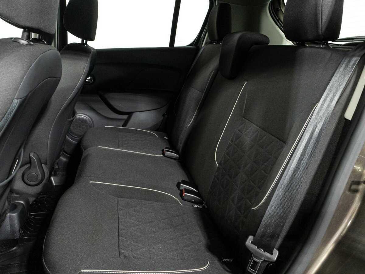 Renault Sandero с пробегом — 2019 год. Фото: #9