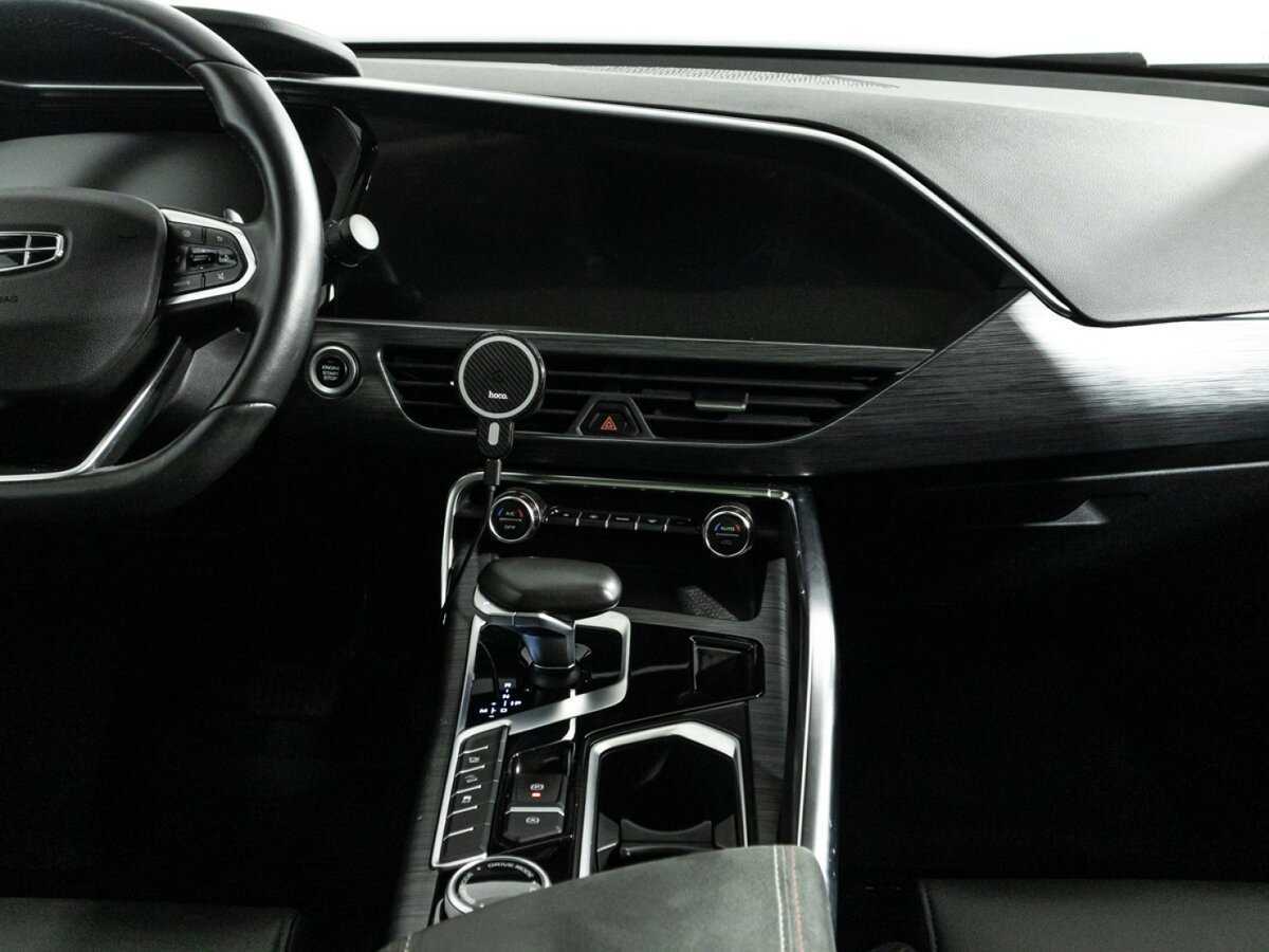 Geely Tugella с пробегом — 2021 год. Фото: #13