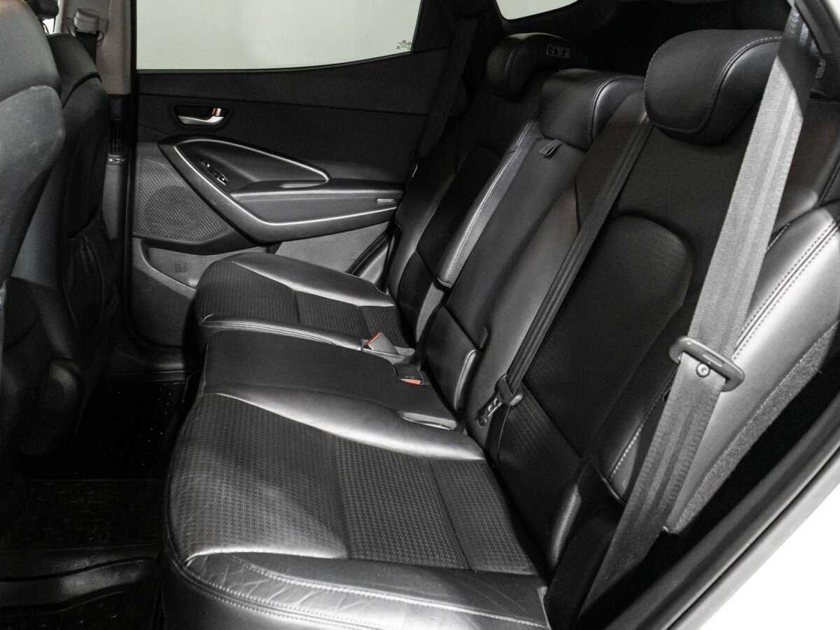 Hyundai Santa Fe с пробегом — 2012 год. Фото: #9