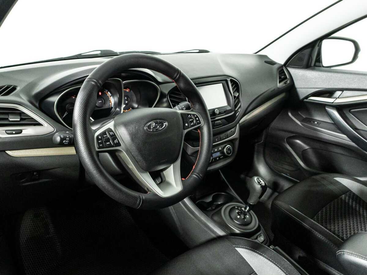 Lada (ВАЗ) Vesta с пробегом — 2019 год. Фото: #10