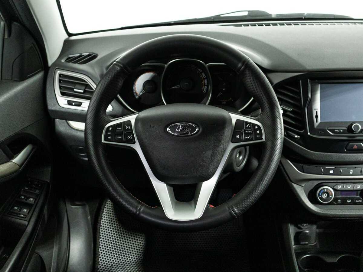 Lada (ВАЗ) Vesta с пробегом — 2019 год. Фото: #16