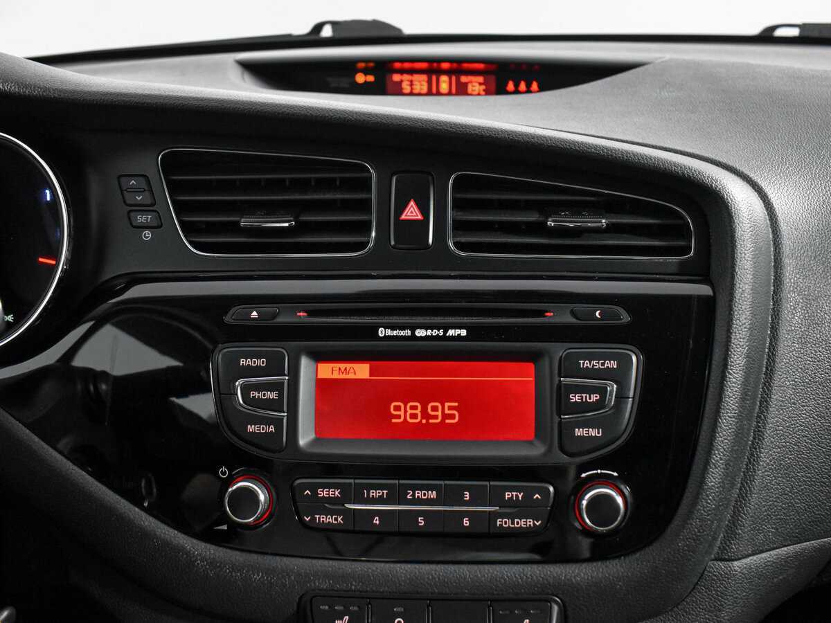 Kia Ceed с пробегом — 2012 год. Фото: #14