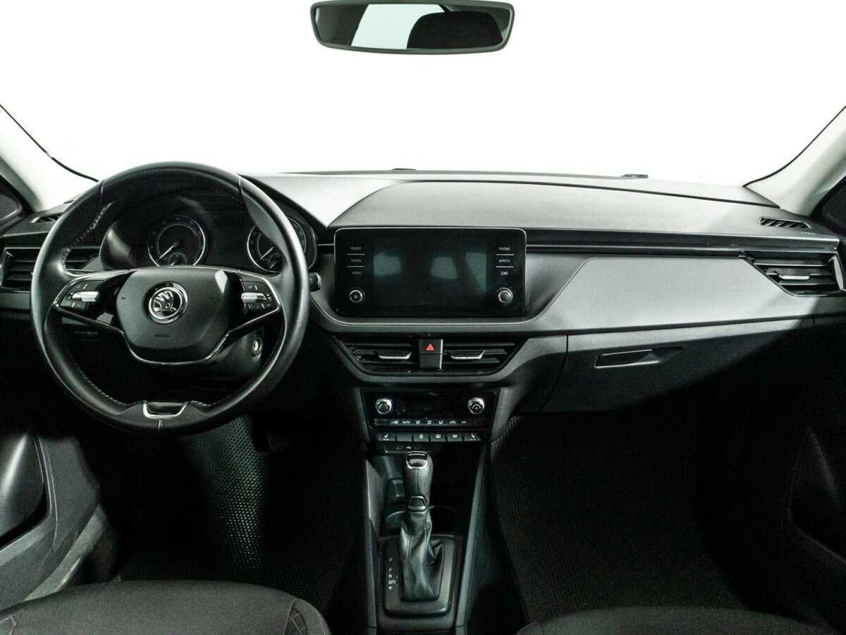 Skoda Rapid с пробегом — 2020 год. Фото: #12