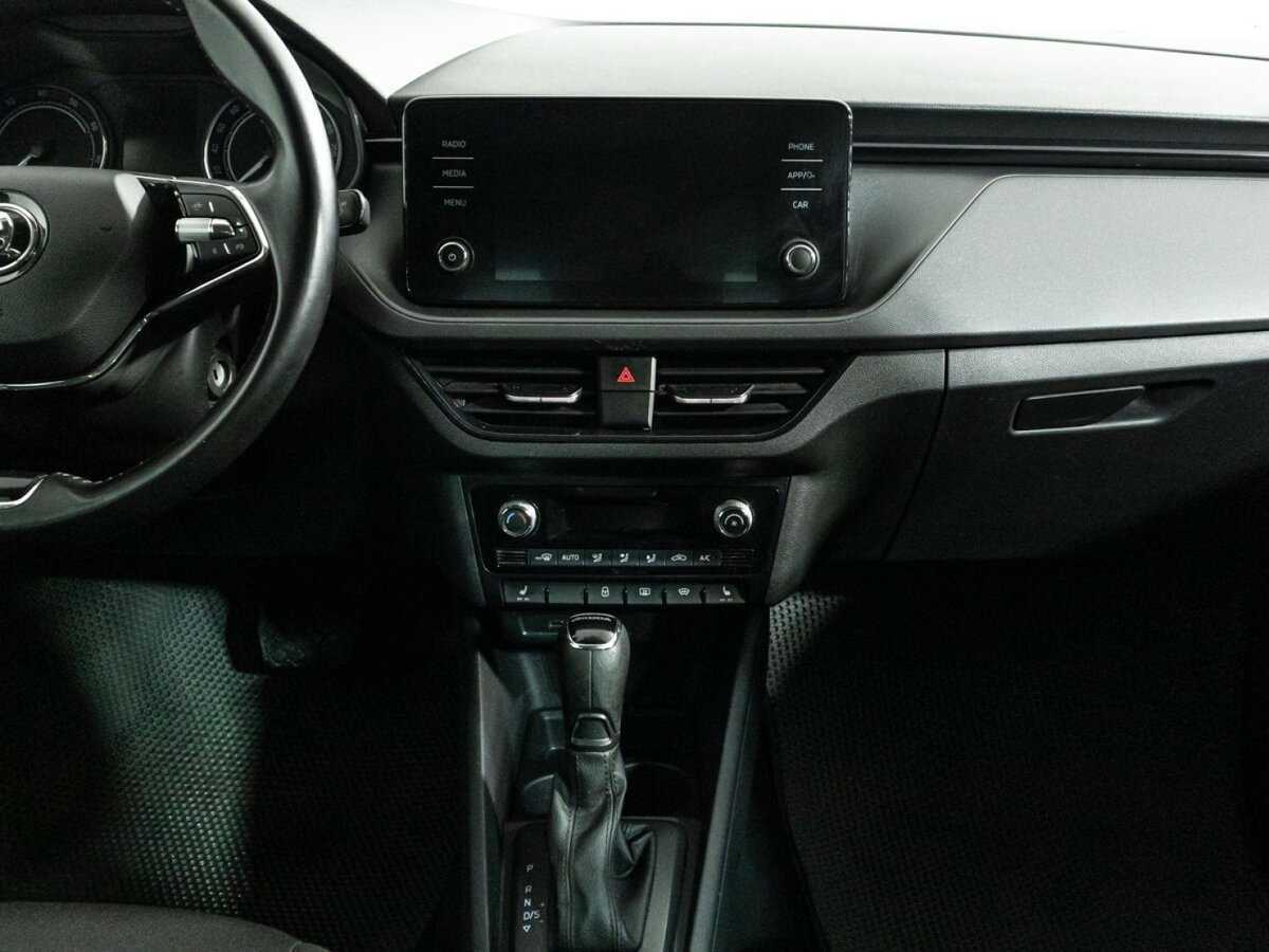 Skoda Rapid с пробегом — 2020 год. Фото: #13