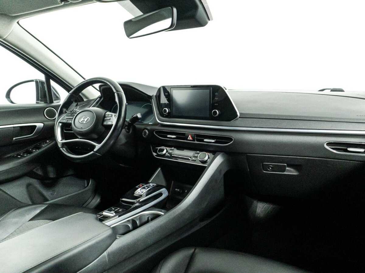 Hyundai Sonata с пробегом — 2020 год. Фото: #8