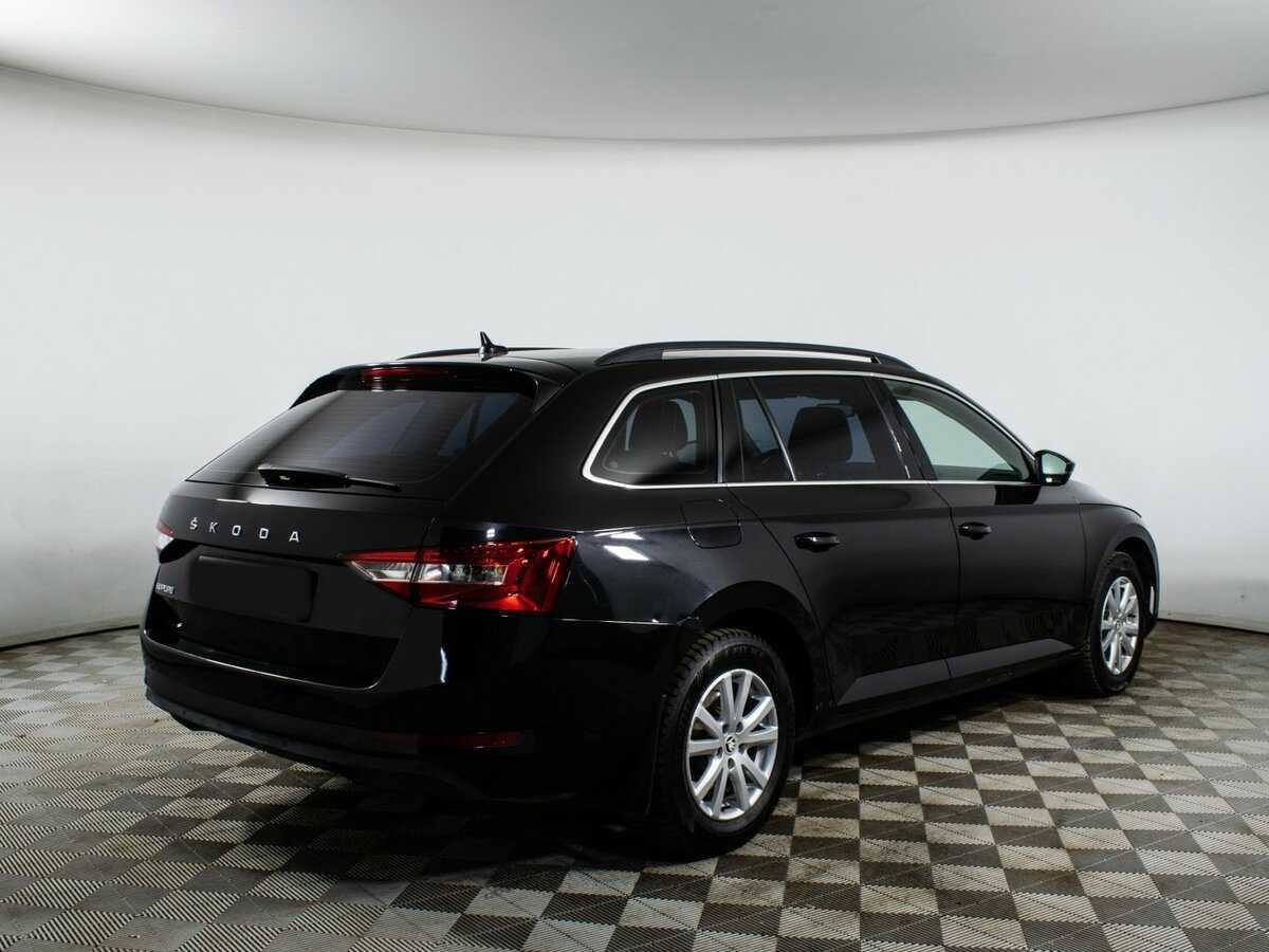 Skoda Superb с пробегом — 2020 год. Фото: #4