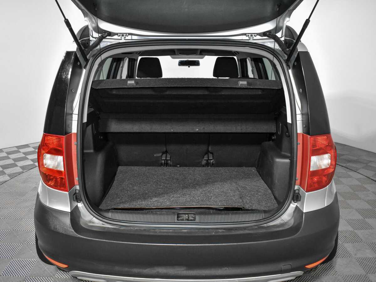 Skoda Yeti с пробегом — 2013 год. Фото: #18