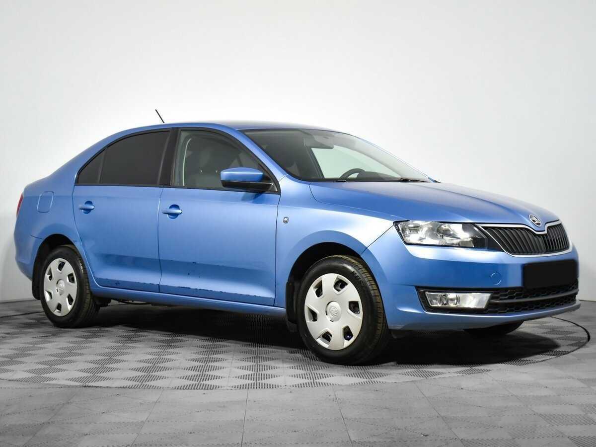 Skoda Rapid с пробегом — 2014 год. Фото: #2