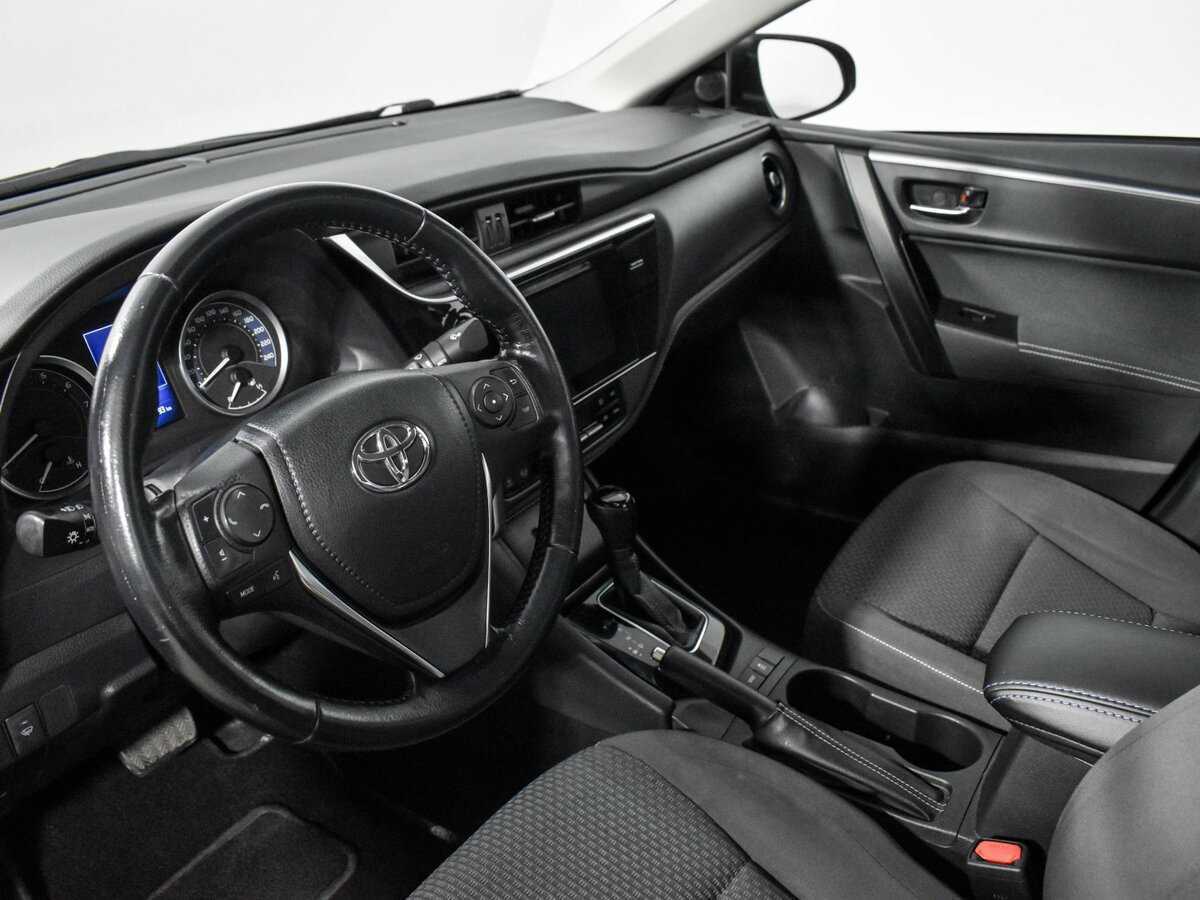 Toyota Corolla с пробегом — 2016 год. Фото: #8