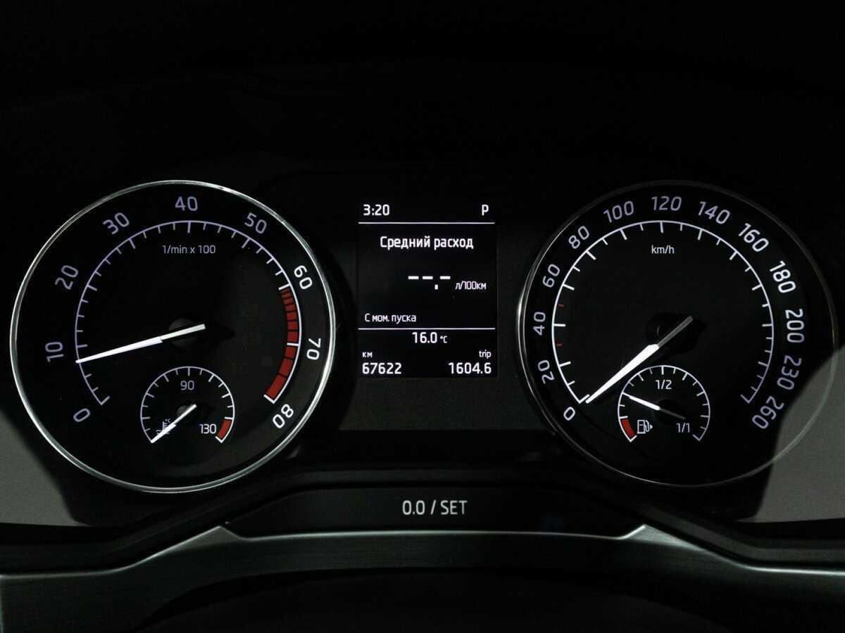 Skoda Superb с пробегом — 2016 год. Фото: #10