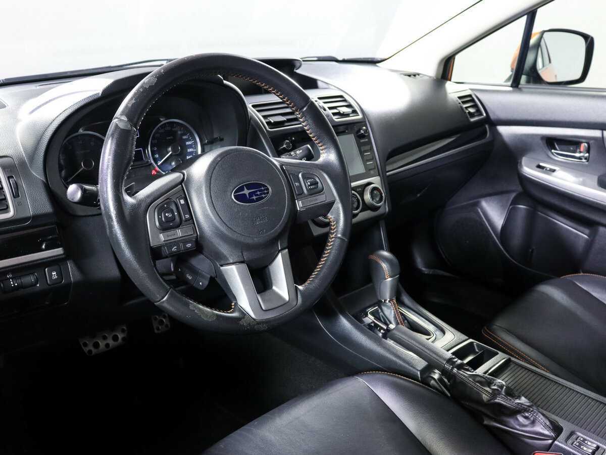 Subaru XV с пробегом — 2015 год. Фото: #10