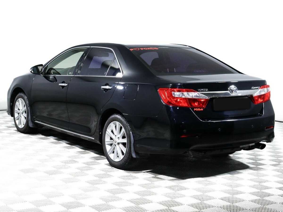 Toyota Camry с пробегом — 2012 год. Фото: #6