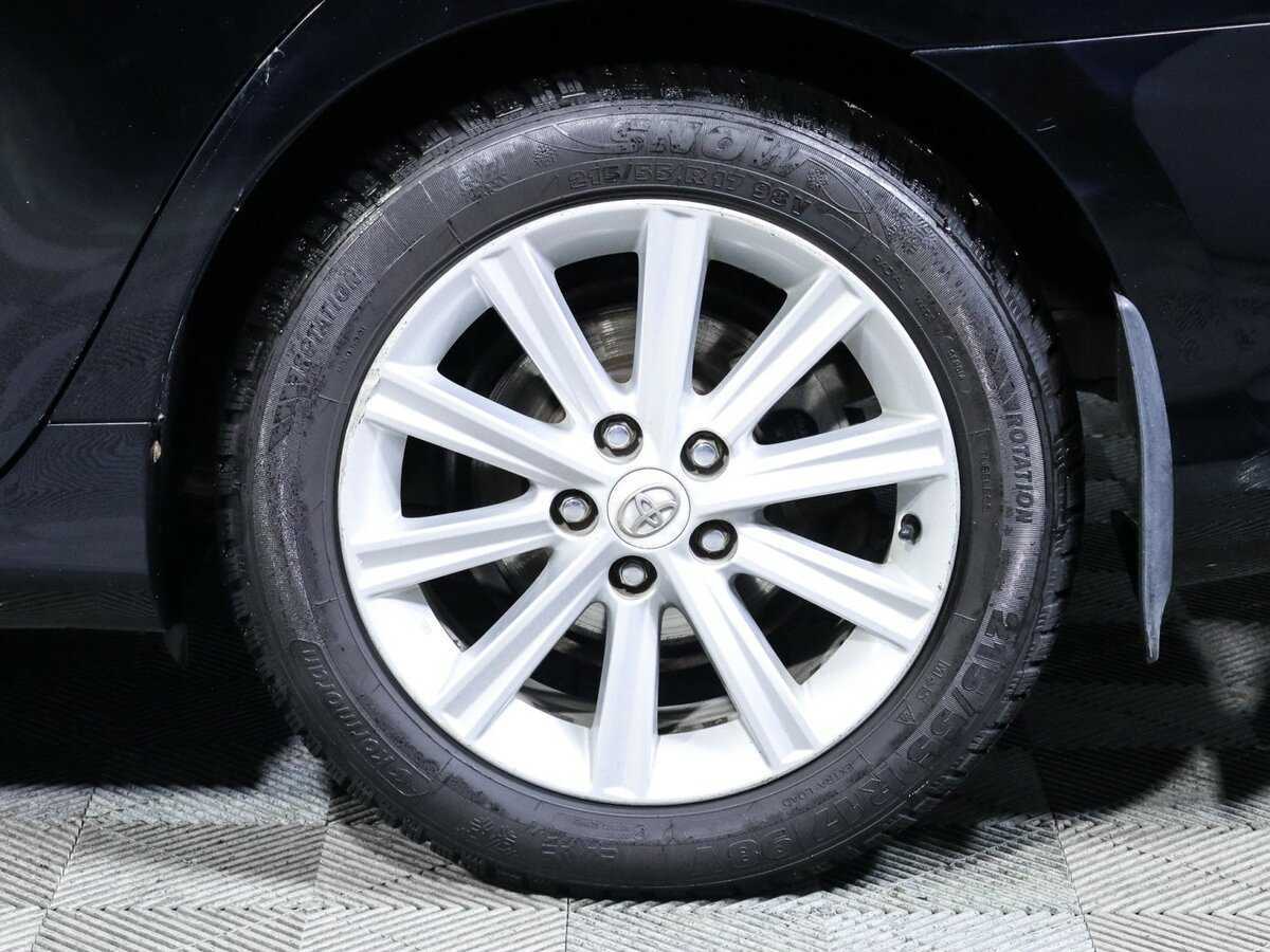 Toyota Camry с пробегом — 2012 год. Фото: #14