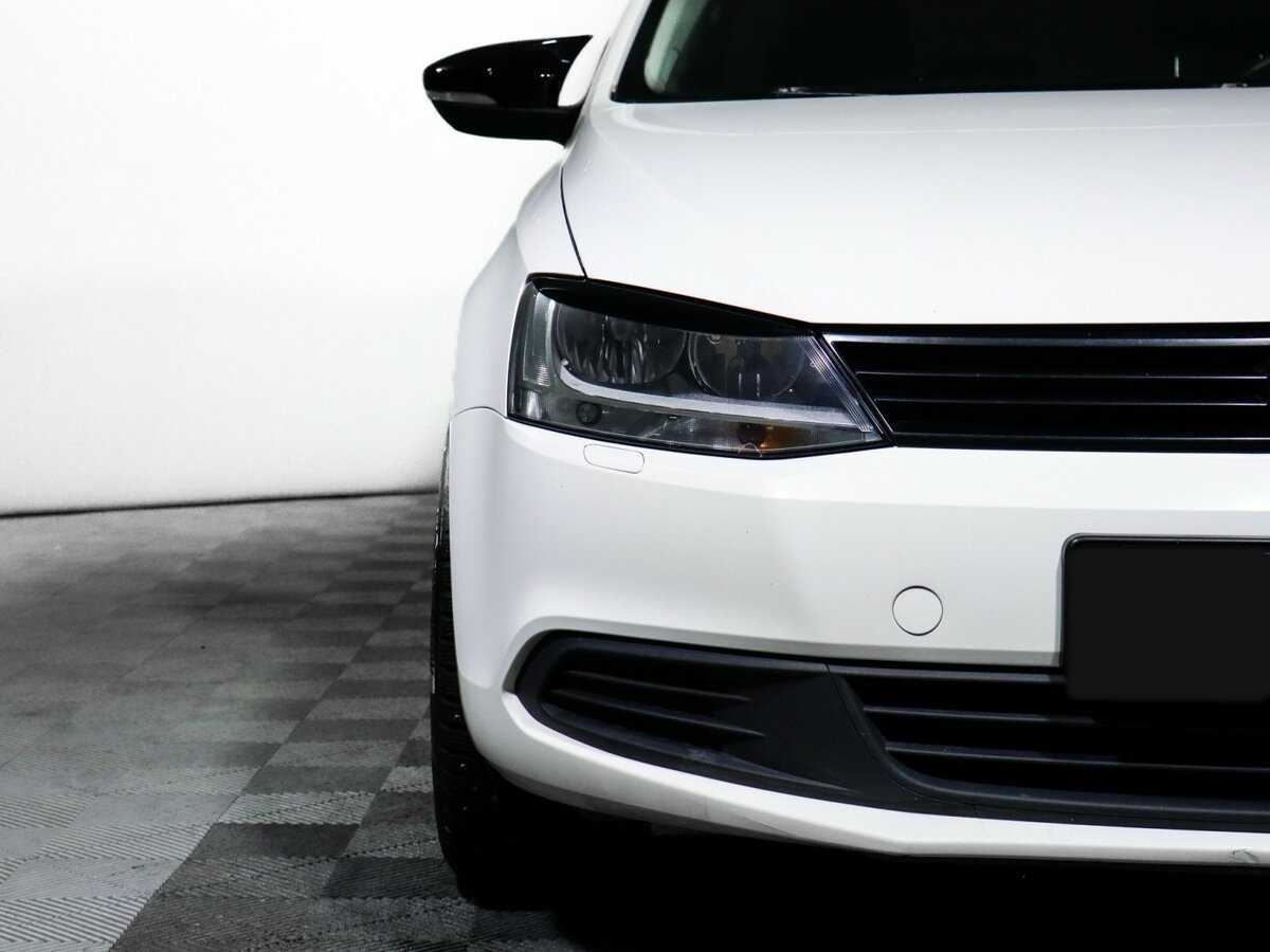 Volkswagen Jetta с пробегом — 2013 год. Фото: #14