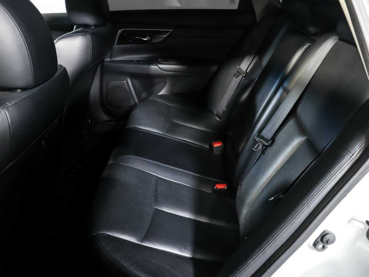 Nissan Teana с пробегом — 2015 год. Фото: #6