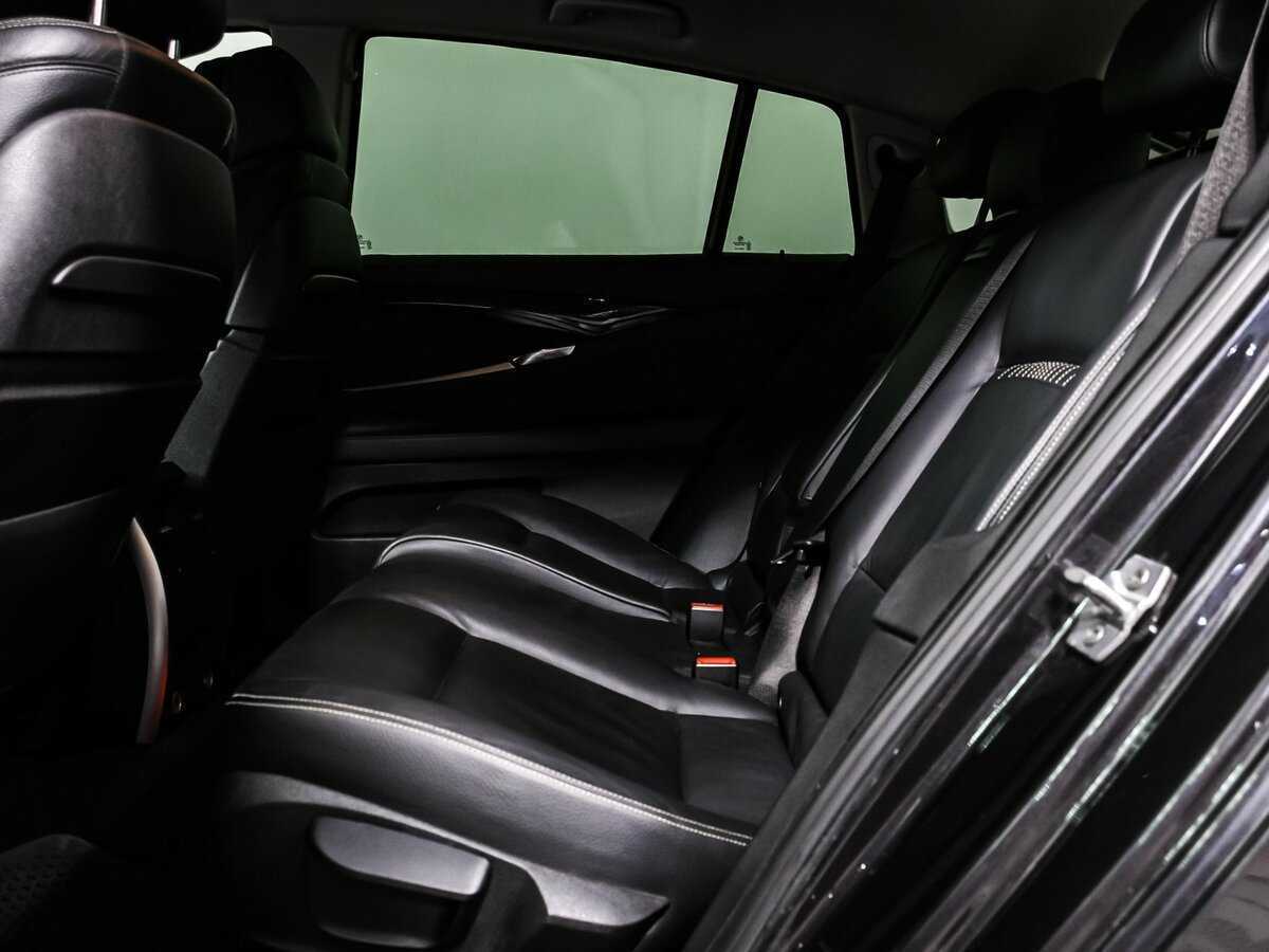 BMW 5 серии с пробегом — 2013 год. Фото: #12