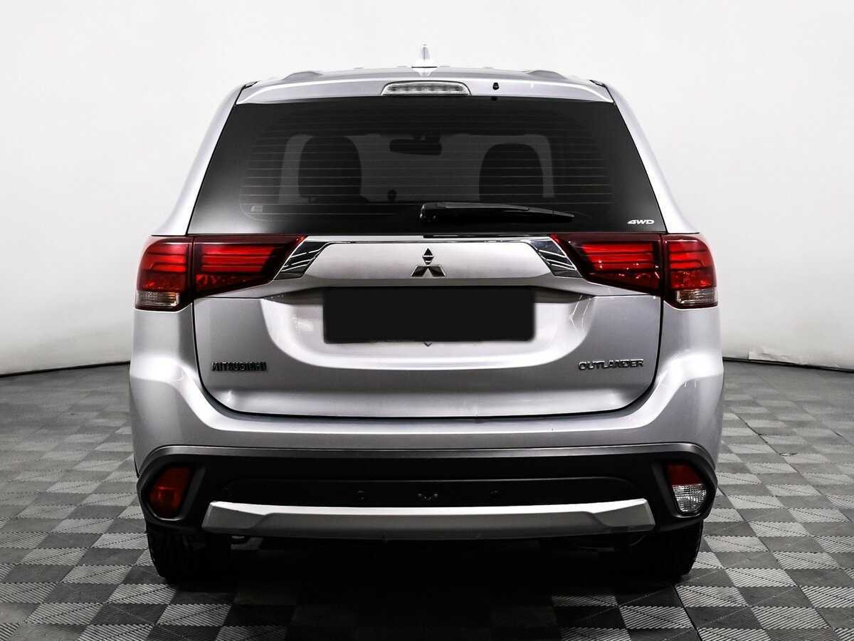Mitsubishi Outlander с пробегом — 2018 год. Фото: #5