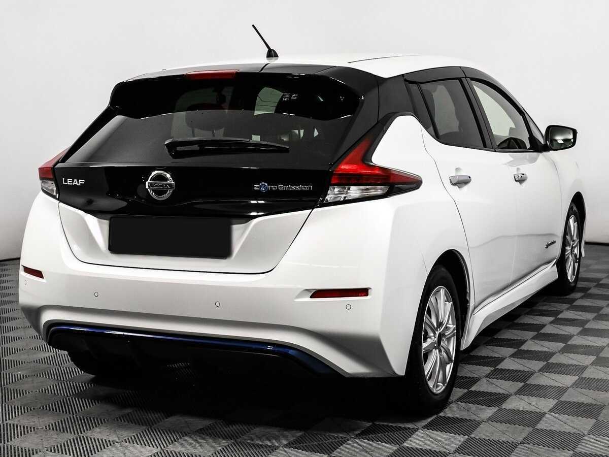 Nissan Leaf с пробегом — 2017 год. Фото: #4