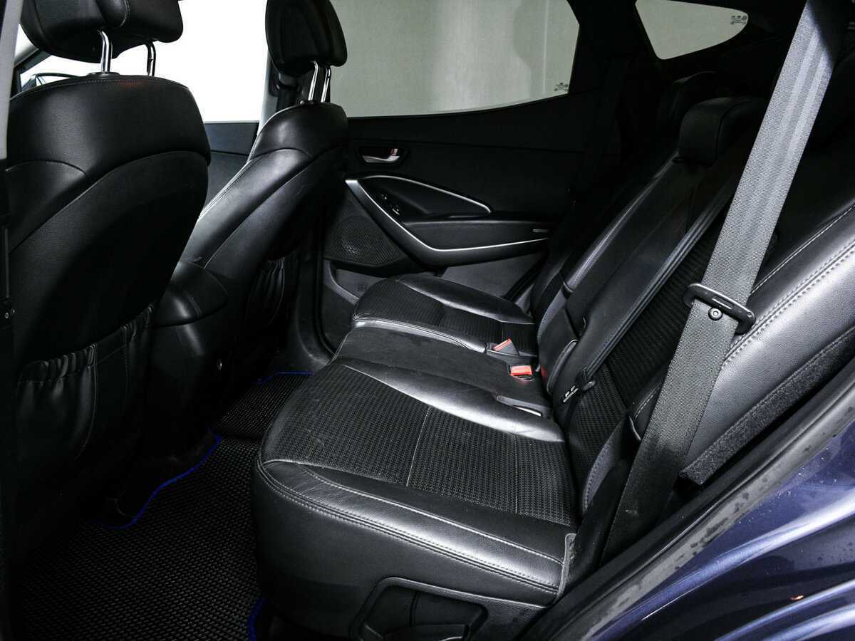 Hyundai Santa Fe с пробегом — 2012 год. Фото: #11
