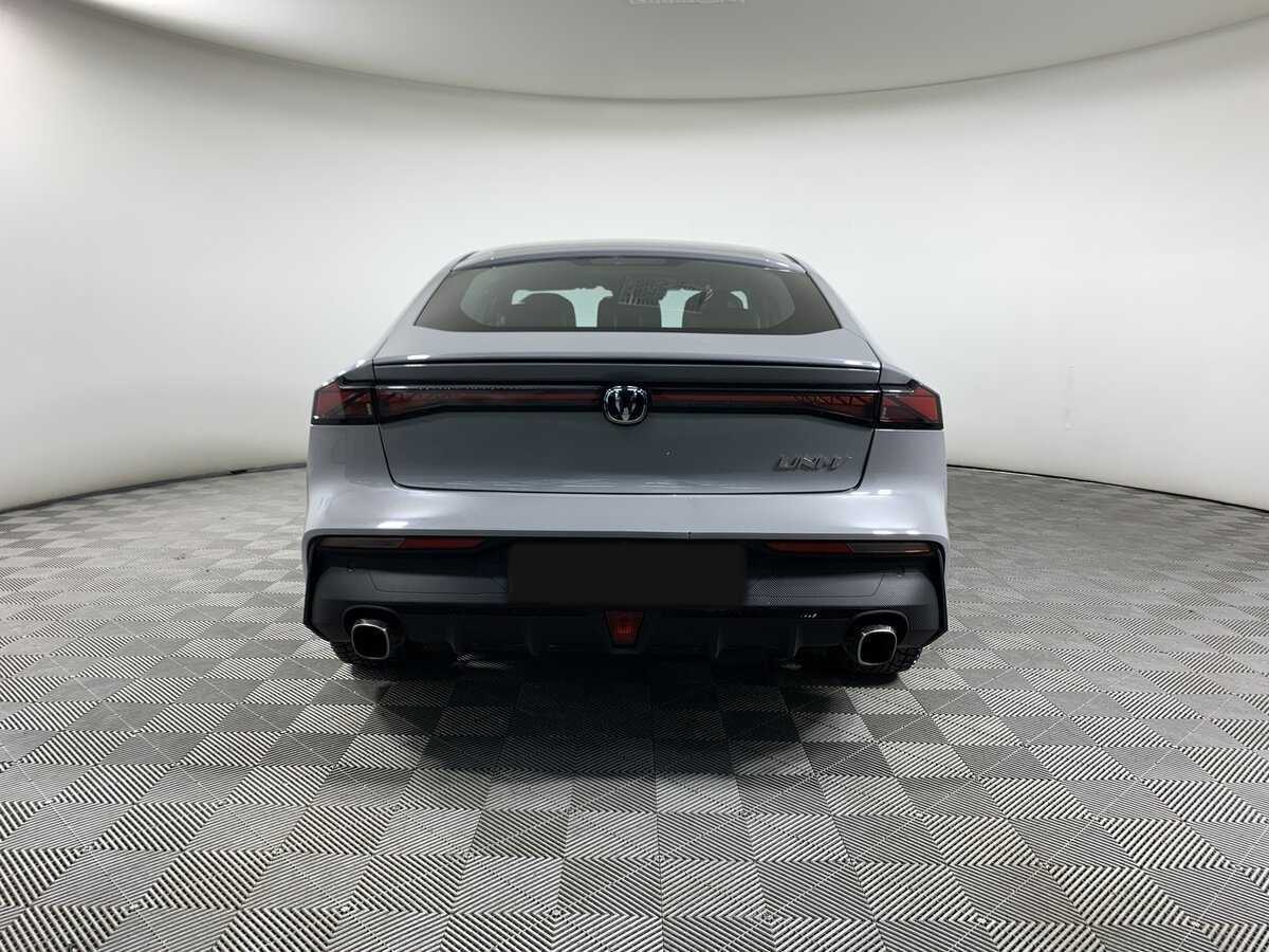 Changan UNI-V с пробегом — 2023 год. Фото: #5