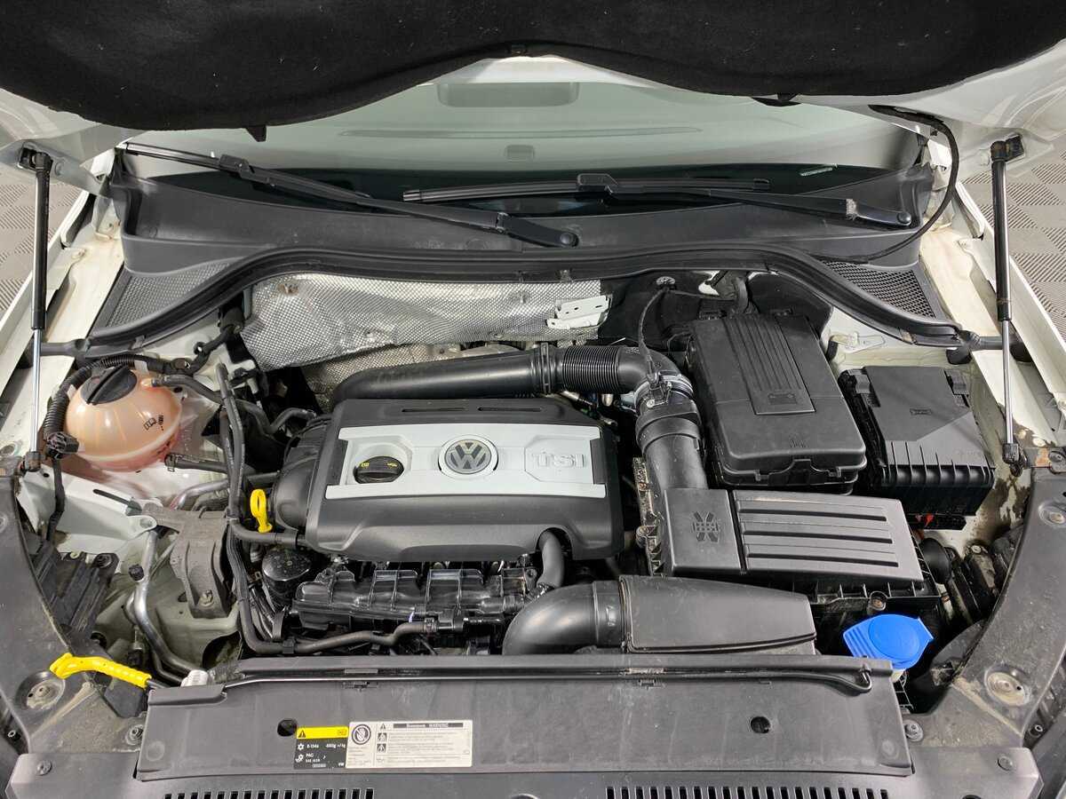 Volkswagen Tiguan с пробегом — 2015 год. Фото: #10