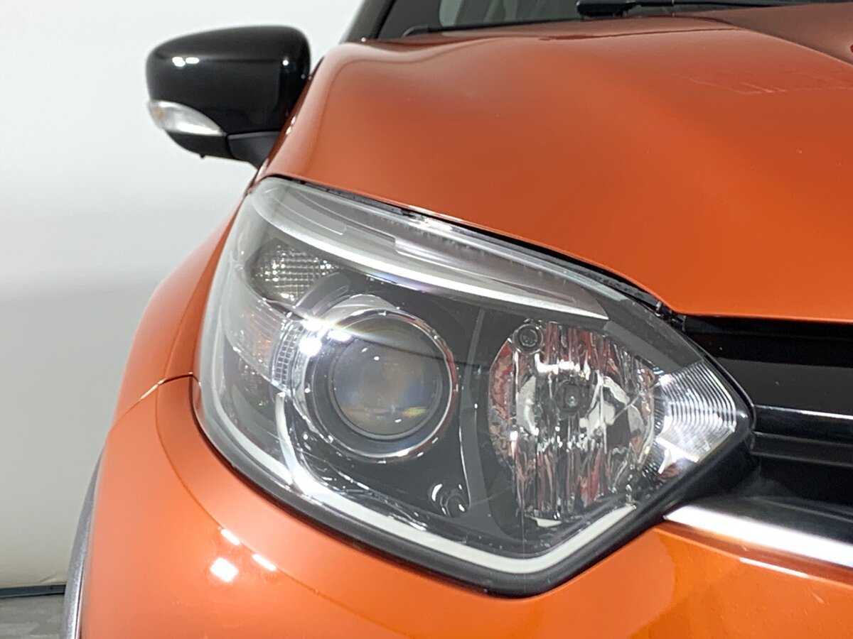 Renault Kaptur с пробегом — 2016 год. Фото: #9