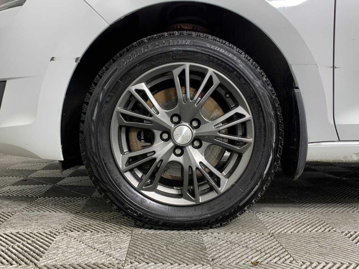 Skoda Rapid с пробегом — 2018 год. Фото: #8