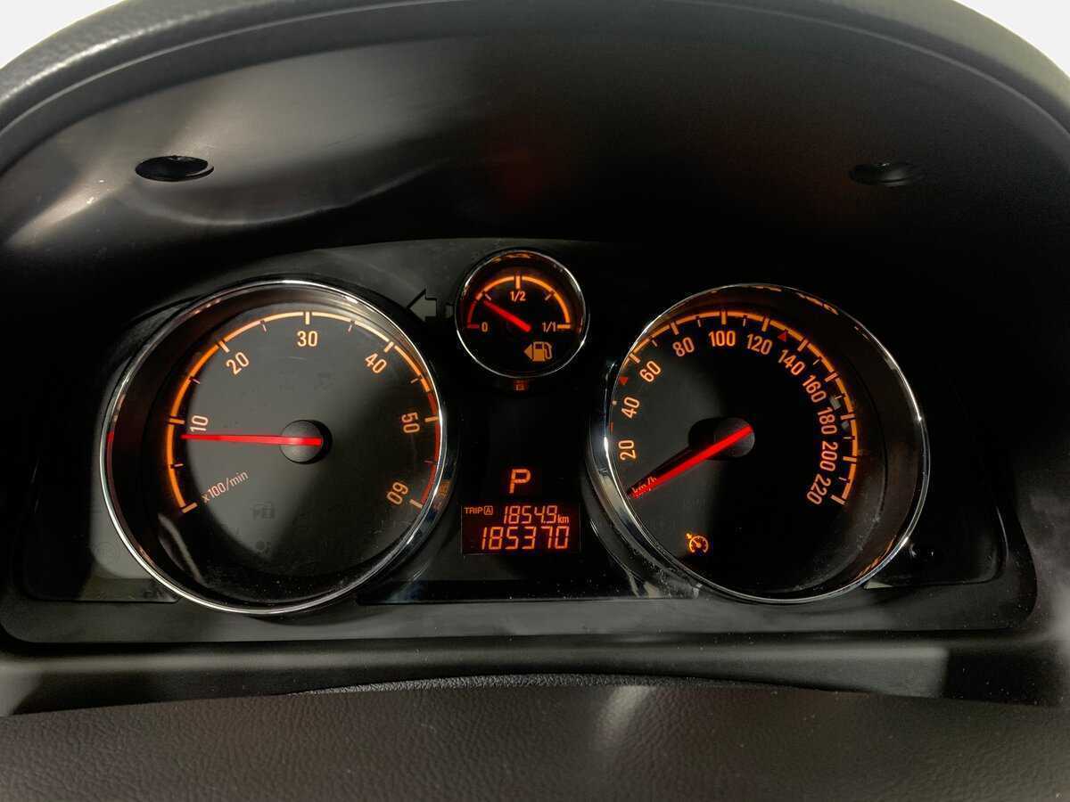 Opel Antara с пробегом — 2014 год. Фото: #14