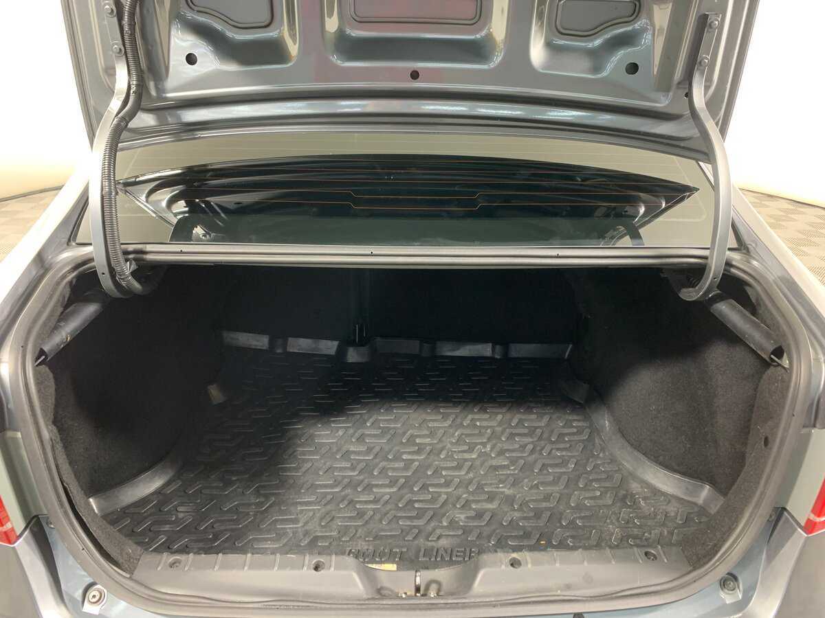 Lada (ВАЗ) Vesta с пробегом — 2019 год. Фото: #19