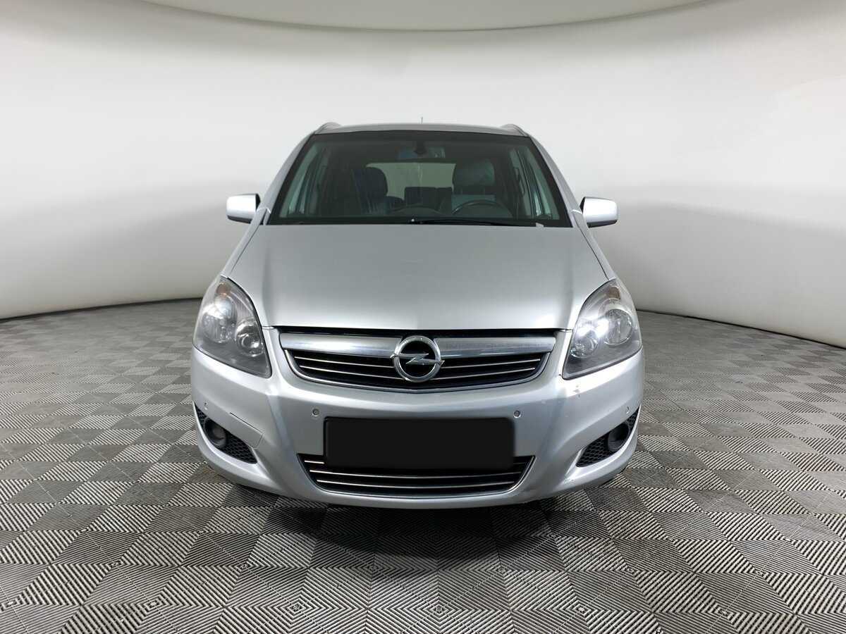 Opel Zafira с пробегом — 2012 год. Фото: #1