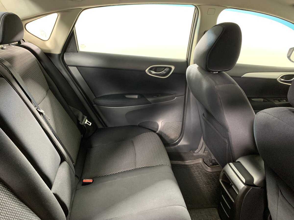 Nissan Sentra с пробегом — 2014 год. Фото: #17