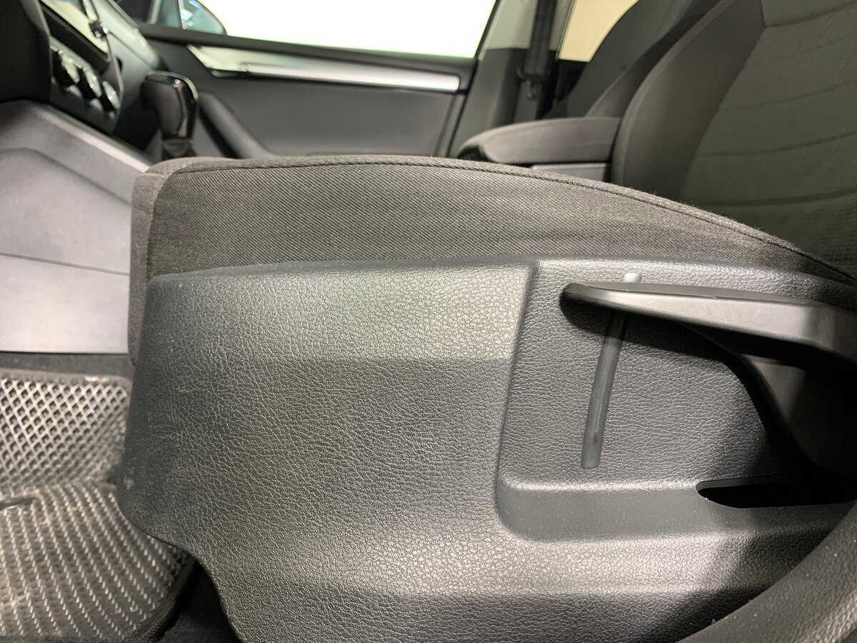 Skoda Octavia с пробегом — 2017 год. Фото: #16