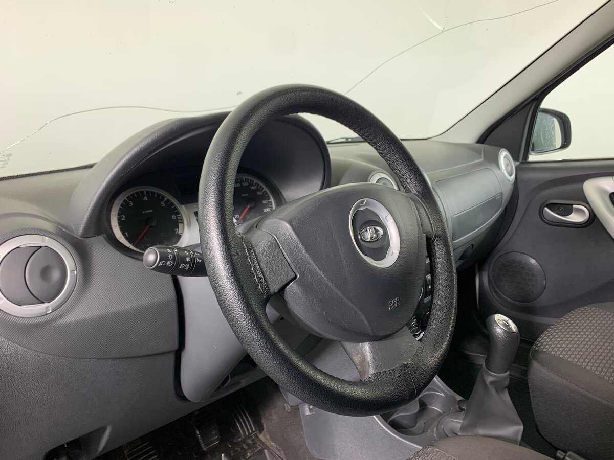 Lada (ВАЗ) Largus с пробегом — 2016 год. Фото: #10