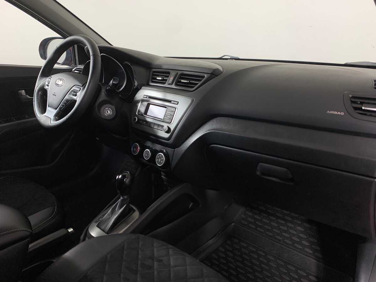 Kia Rio с пробегом — 2017 год. Фото: #11