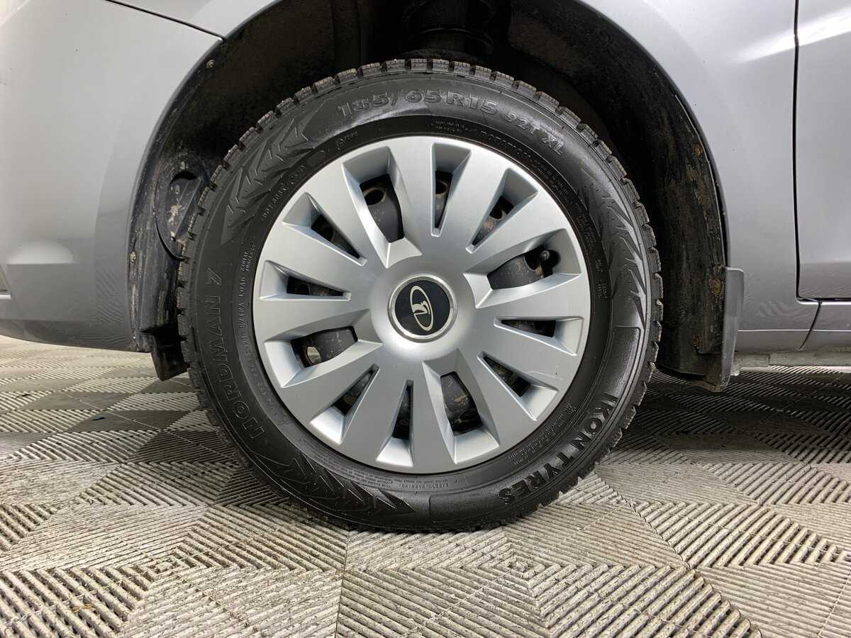 Lada (ВАЗ) Vesta с пробегом — 2019 год. Фото: #8