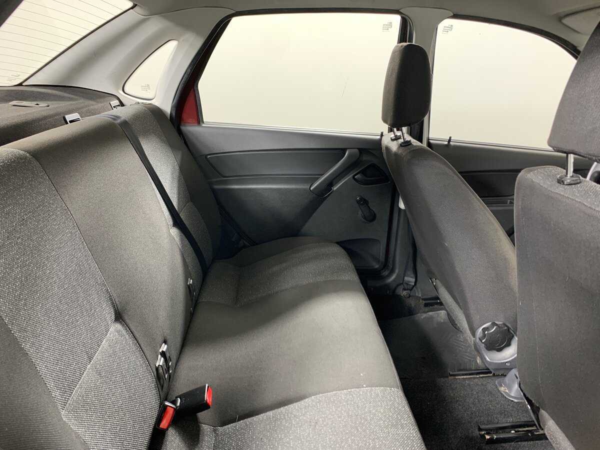 Lada (ВАЗ) Granta с пробегом — 2013 год. Фото: #17