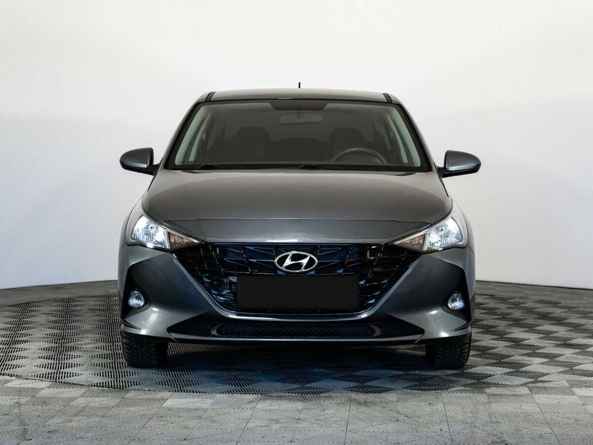 Hyundai Solaris с пробегом — 2022 год. Фото: #1