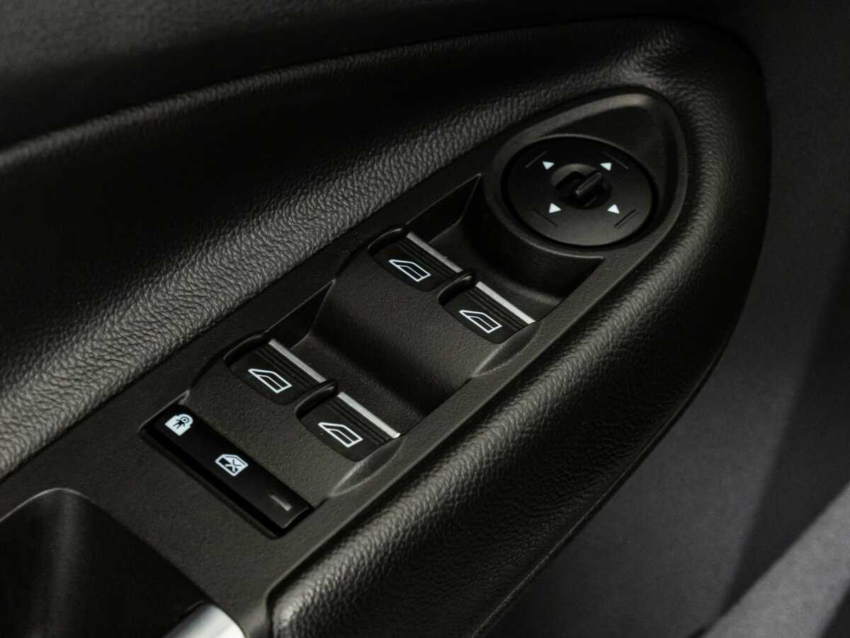 Ford Kuga с пробегом — 2017 год. Фото: #16